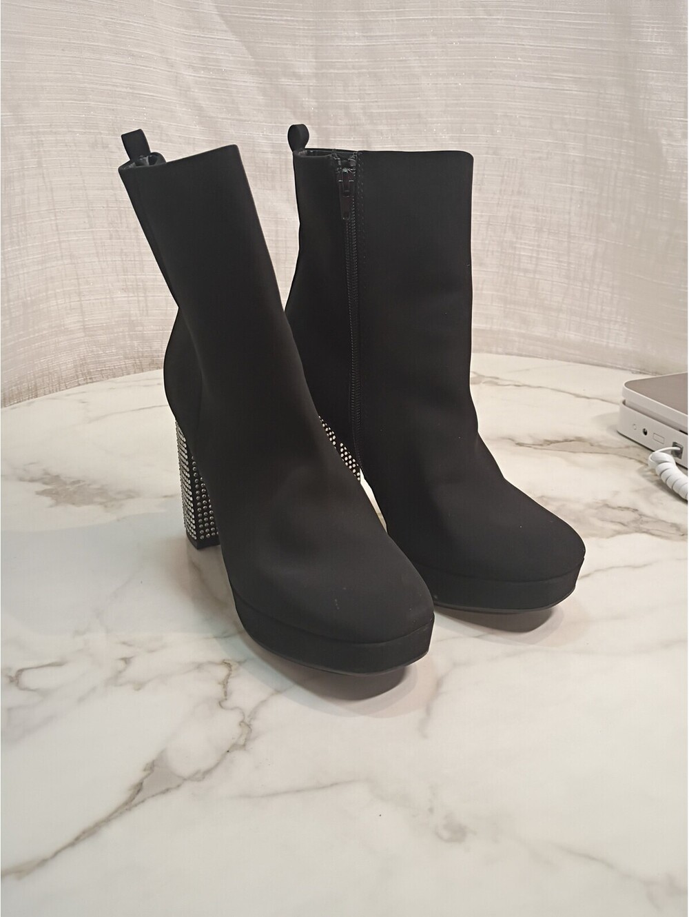 Report Joaquin Black Suede Rhinestone Heel Boots Women’s Size 8.5 -Worn Once